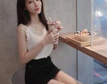 制服逆天长腿 又甜又性感超美正妹 饶方晴 生活照自拍下载【171P/34.1MB】