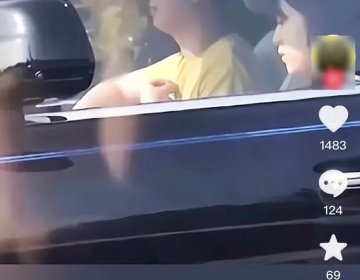 停播被传坐上王思聪副驾，周淑怡回应谣言，我在在上海不能出门