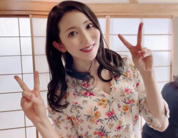 出道十几年，从青涩到轻熟的暗黑劳模：妃光莉