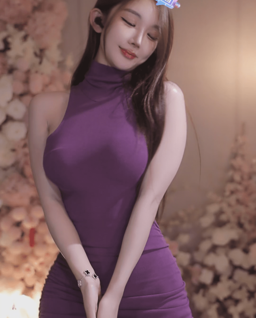 抖音 姜妍妍（奶优米呀）2025年2月热舞视频合集下载【92V/24.3G】